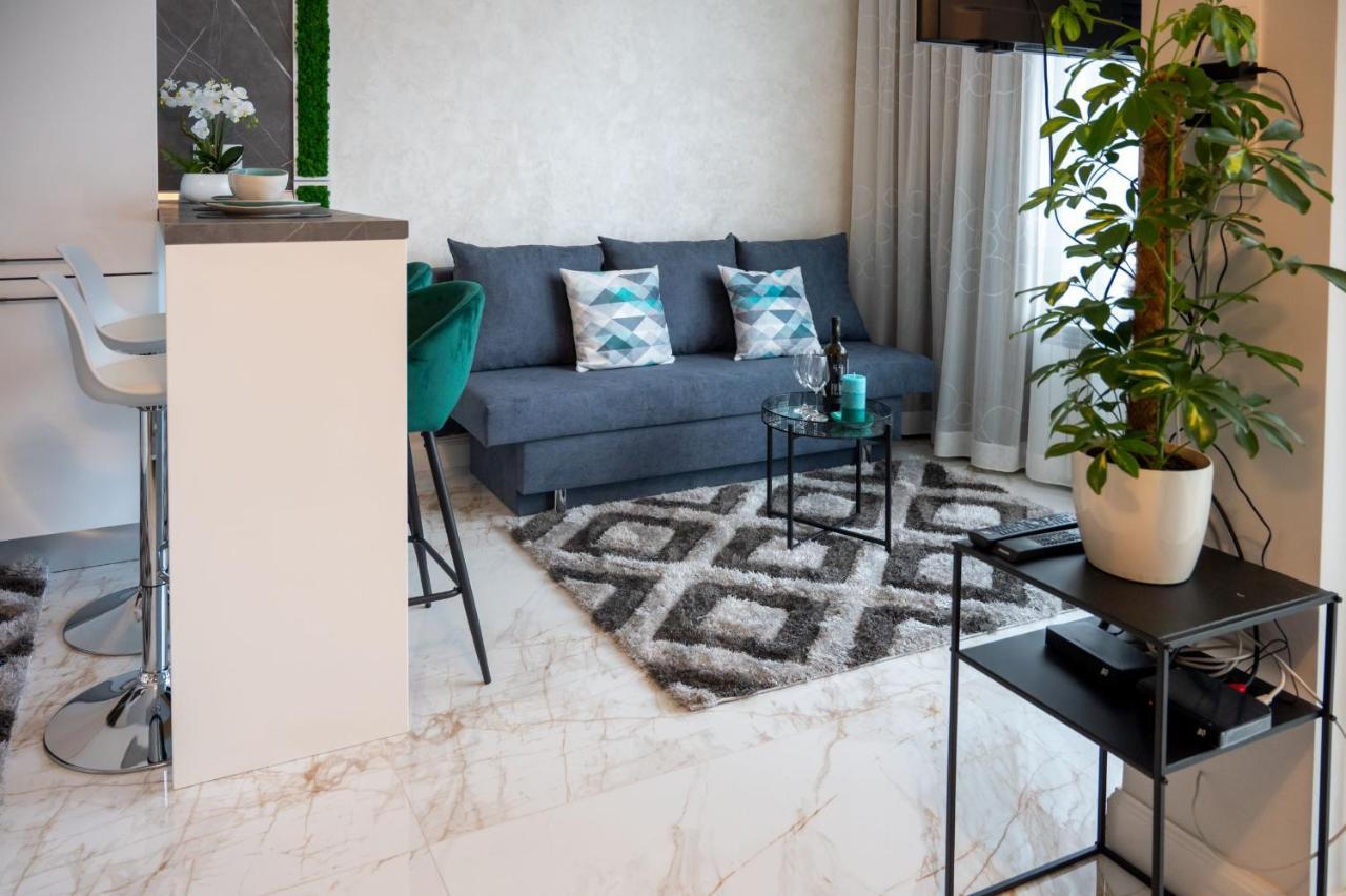 Modern Central Studio Apartment Sofia Exterior foto
