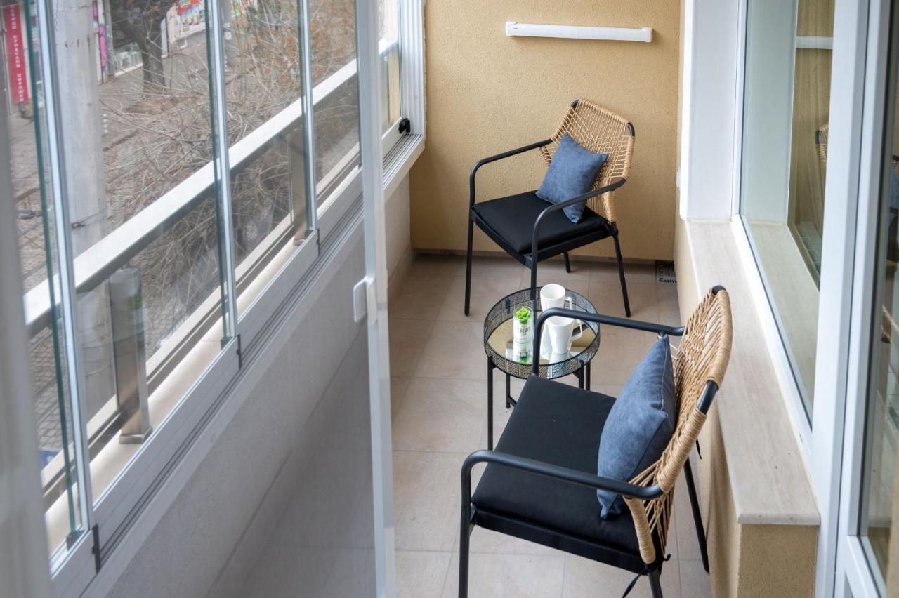 Modern Central Studio Apartment Sofia Exterior foto